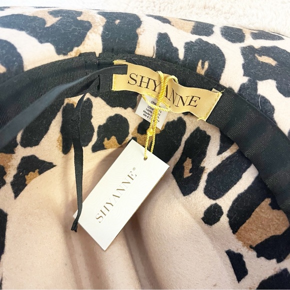 NWT SHYANNE Leopard Print Cowboy Hat with Gold Chain - Picture 5 of 8